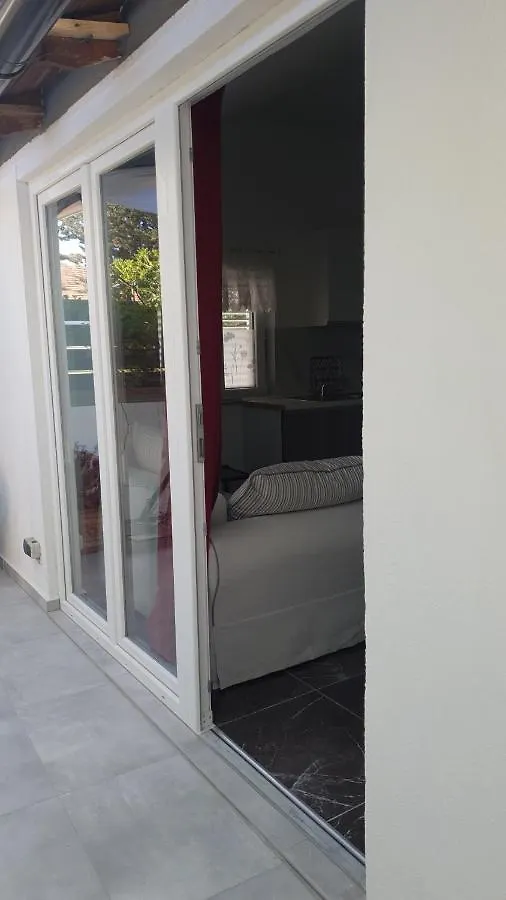 Gostinjska kuća Apartments Kerovec