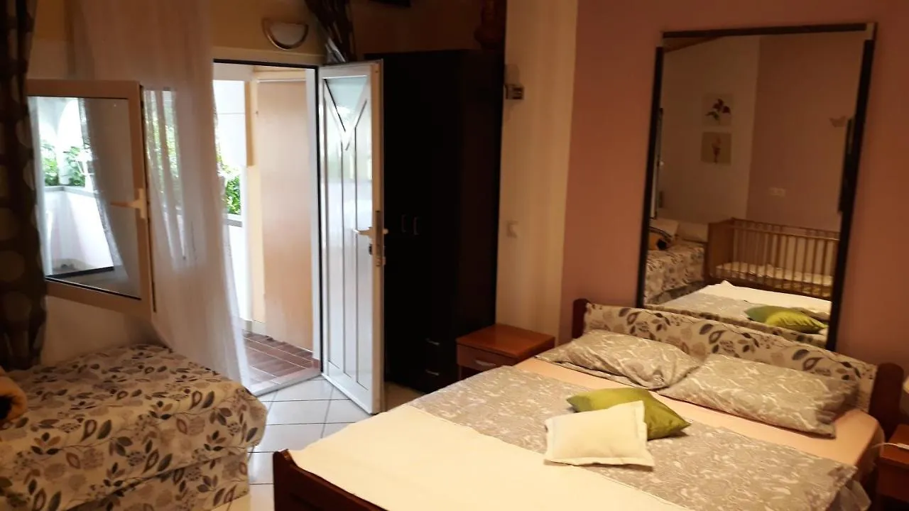 Apartments Kerovec Vrsi